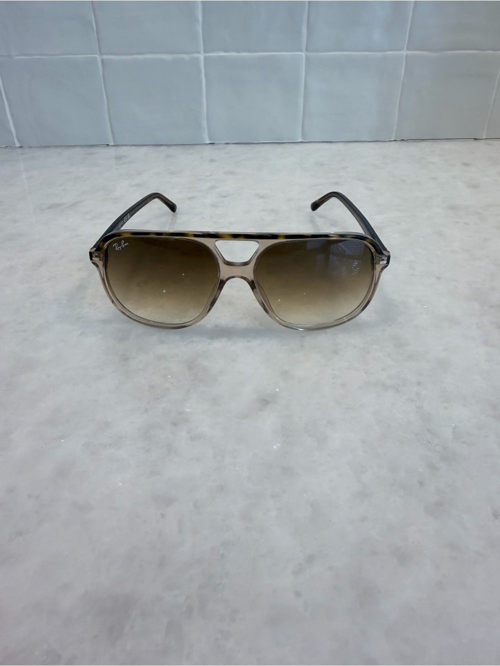 Ray-Ban Sunglasses - Picture 2 of 5